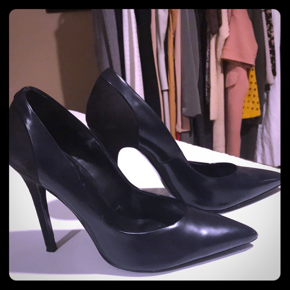 Navy blue Zara stilettos